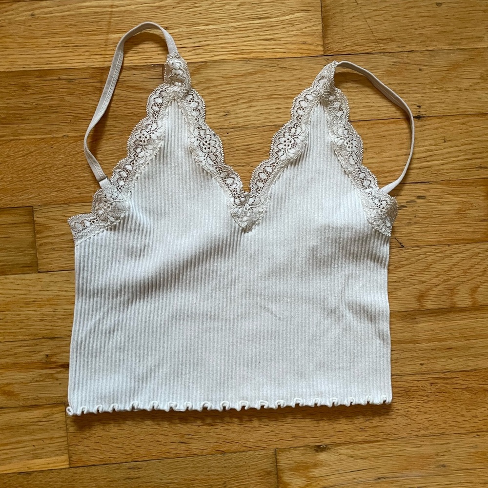 Love Tree White Lace Trim Tank Top